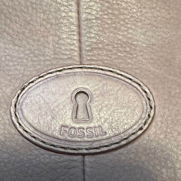 Fossil light purple Crossbody Bag - Picture 2 of 9